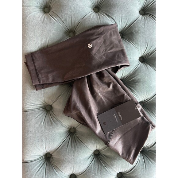 Lululemon Wunder Train HR Tight 28"*Foil Radiate Foil Print Black size 6 - Picture 8 of 8